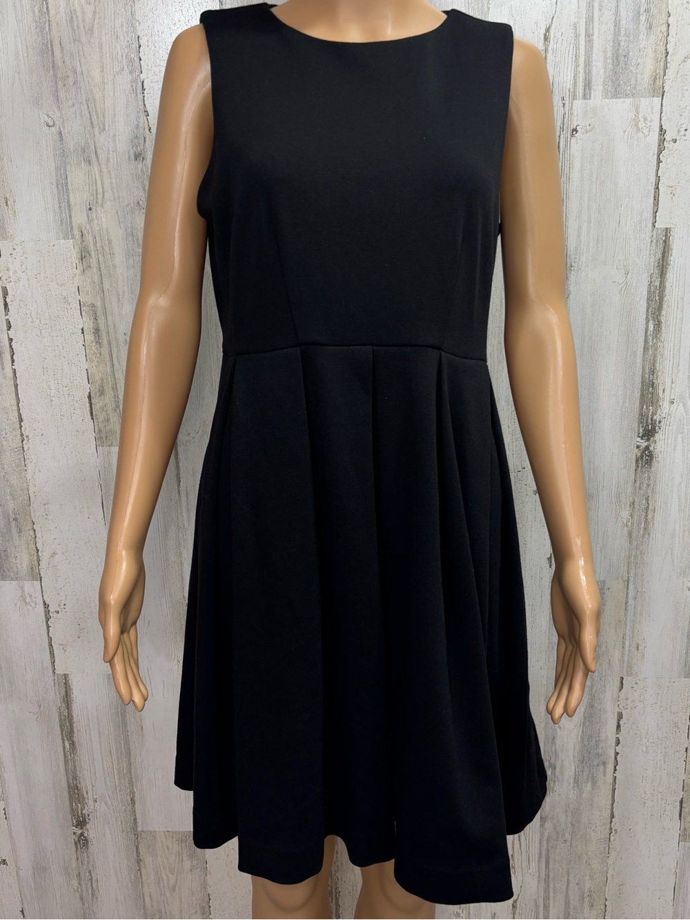 Jennifer Lopez Black Ponte Knit Sleeveless Fit-and-Flare Dress